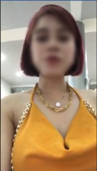 Cô gái livestream khoe trốn cách ly đã "mãn hạn" theo dõi