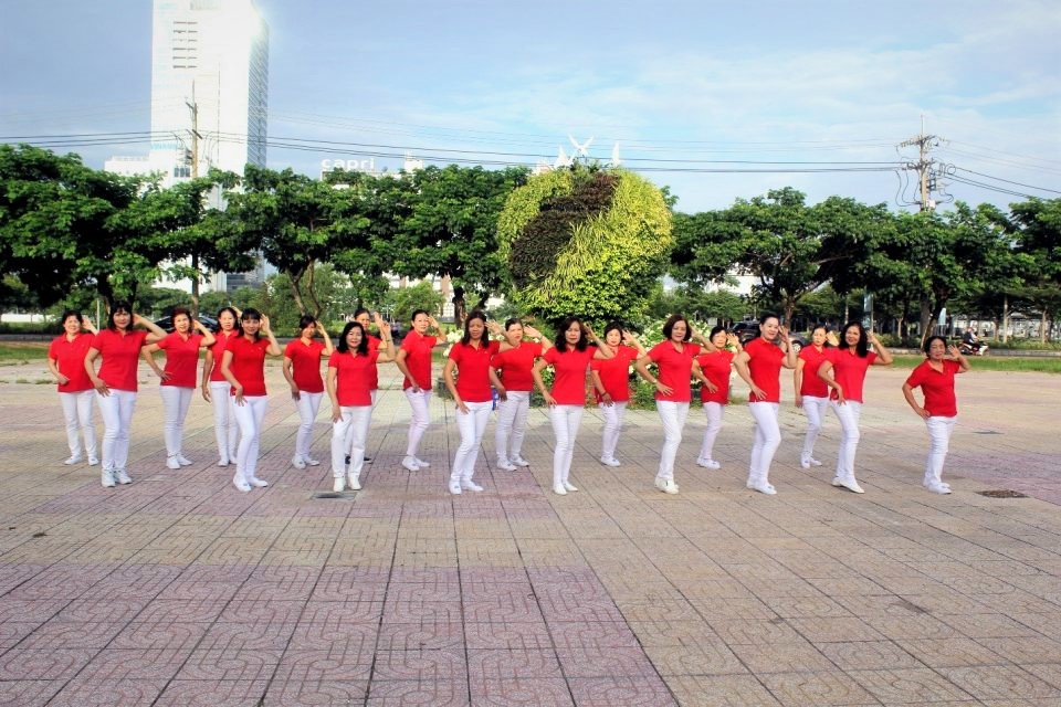B&agrave;i khi&ecirc;u vũ thể thao của NCT phường T&acirc;n Thuận Đ&ocirc;ng, quận 7, TP Hồ Ch&iacute; Minh