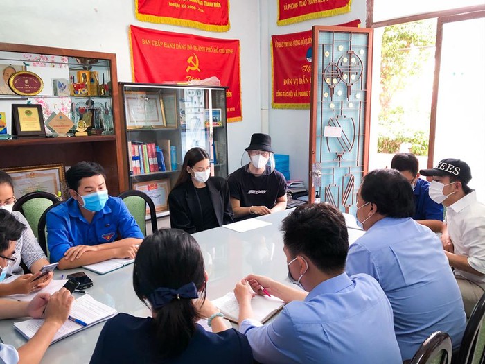 Ca sĩ Hồ Ngọc Hà tặng thiết bị lắp 2 phòng cách ly áp lực âm điều trị Covid-19
