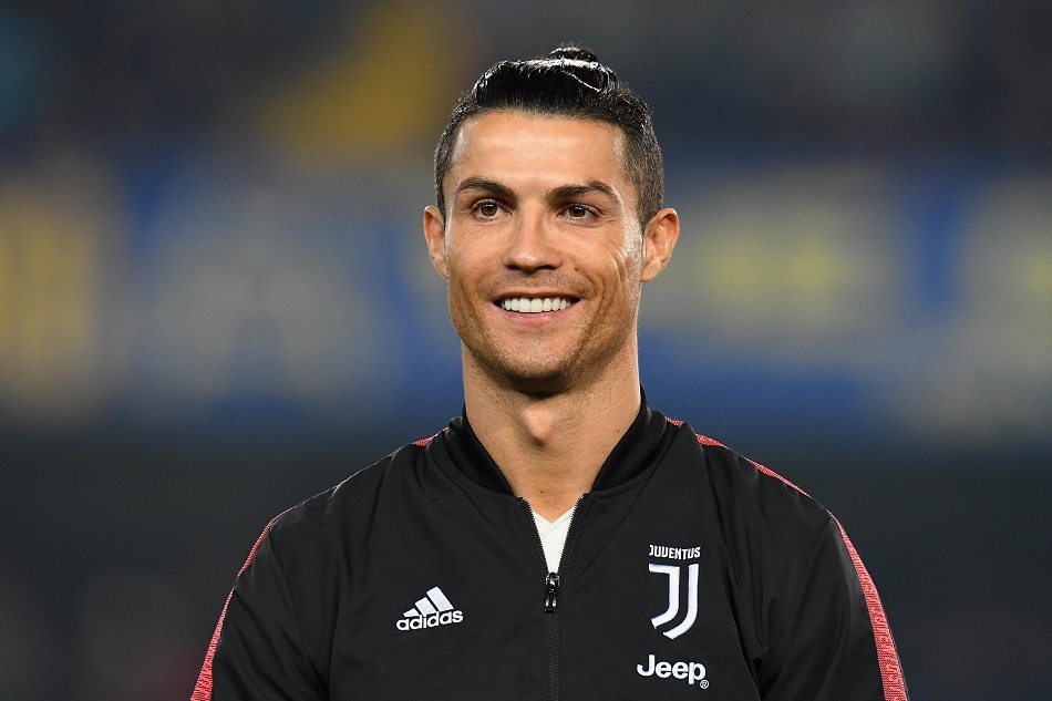 Ronaldo c&oacute; thể mất 10 triệu USD v&igrave; dịch bệnh Covid-19?