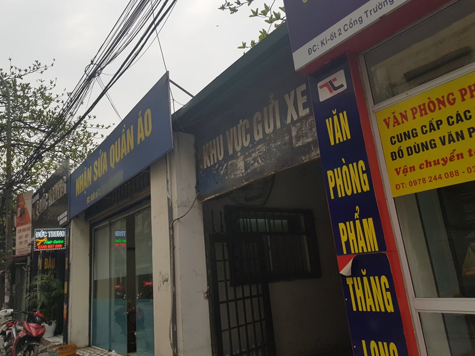 Người d&acirc;n phản &aacute;nh nhiều kiot tại trường Cao đẳng x&acirc;y dựng số 1