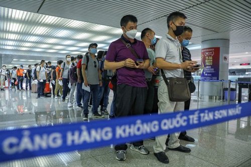 S&acirc;n bay T&acirc;n Sơn Nhất dừng tiếp nhận chuyến bay quốc tế từ ng&agrave;y 25 đến hết 31/3.