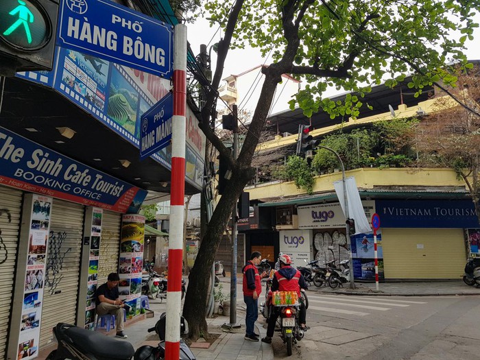 Đóng cửa tất cả dịch vụ không cần thiết từ ngày mai (28/3) đến 15/4