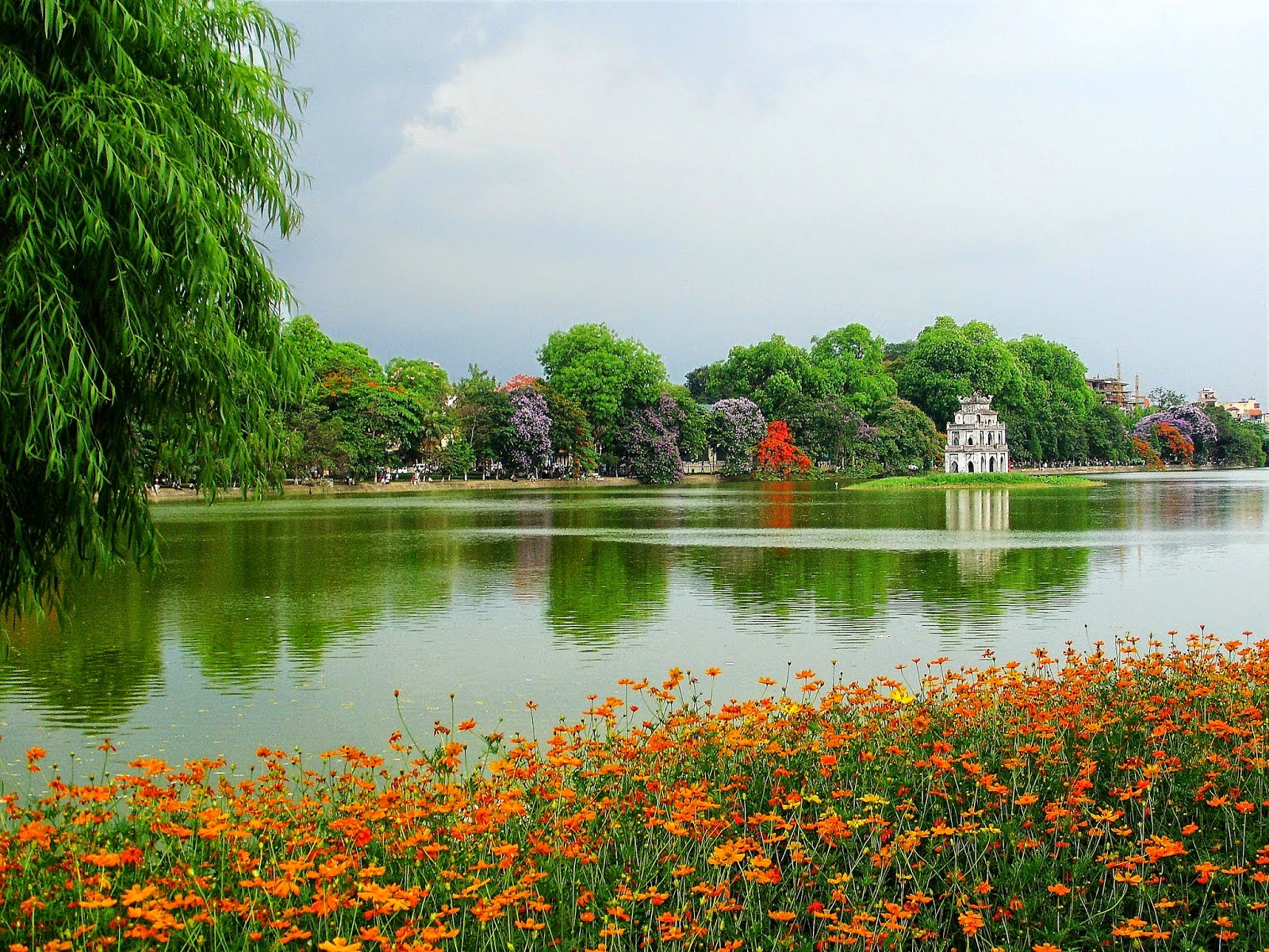 Dự b&aacute;o thời tiết ng&agrave;y mai 29/3: Miền Bắc tăng nhiệt, Miền Nam oi n&oacute;ng