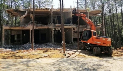 Video: Cưỡng chế những căn biệt thự không phép tại hồ Tuyền Lâm