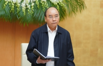 Thủ tướng: Hỗ trợ trực tiếp người nghèo, người lao động gặp khó khăn do COVID-19