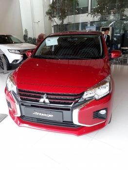 Phân khúc B giá rẻ nhất: Chọn Mitsubishi Attrage hay Kia Soluto?