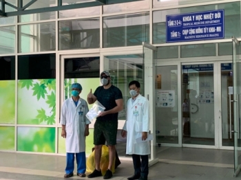 Thêm 5 bệnh nhân mắc COVID-19 khỏi bệnh, Việt Nam đã có 90 ca khỏi