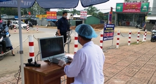 Bệnh viện Đa khoa Tây Bắc Nghệ An sáng chế ra máy đo thân nhiệt từ xa