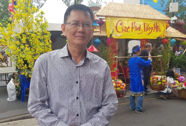 &Ocirc;ng Trần Tư B&igrave;nh (quốc tịch &Uacute;c)