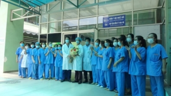 16 bệnh nhân dương tính với COVID -19 được điều trị khỏi bệnh trong ngày 10/4