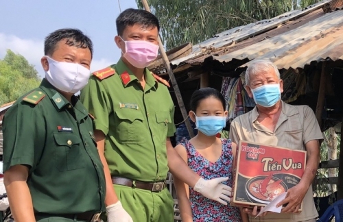 Chăm sóc và phát huy vai trò NCT trong phòng chống dịch Covid-19