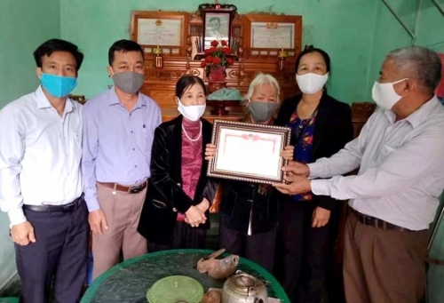 NCT huyện Hương Sơn, tỉnh Hà Tĩnh: Dốc lòng dốc sức, chung tay đẩy lùi Covid-19