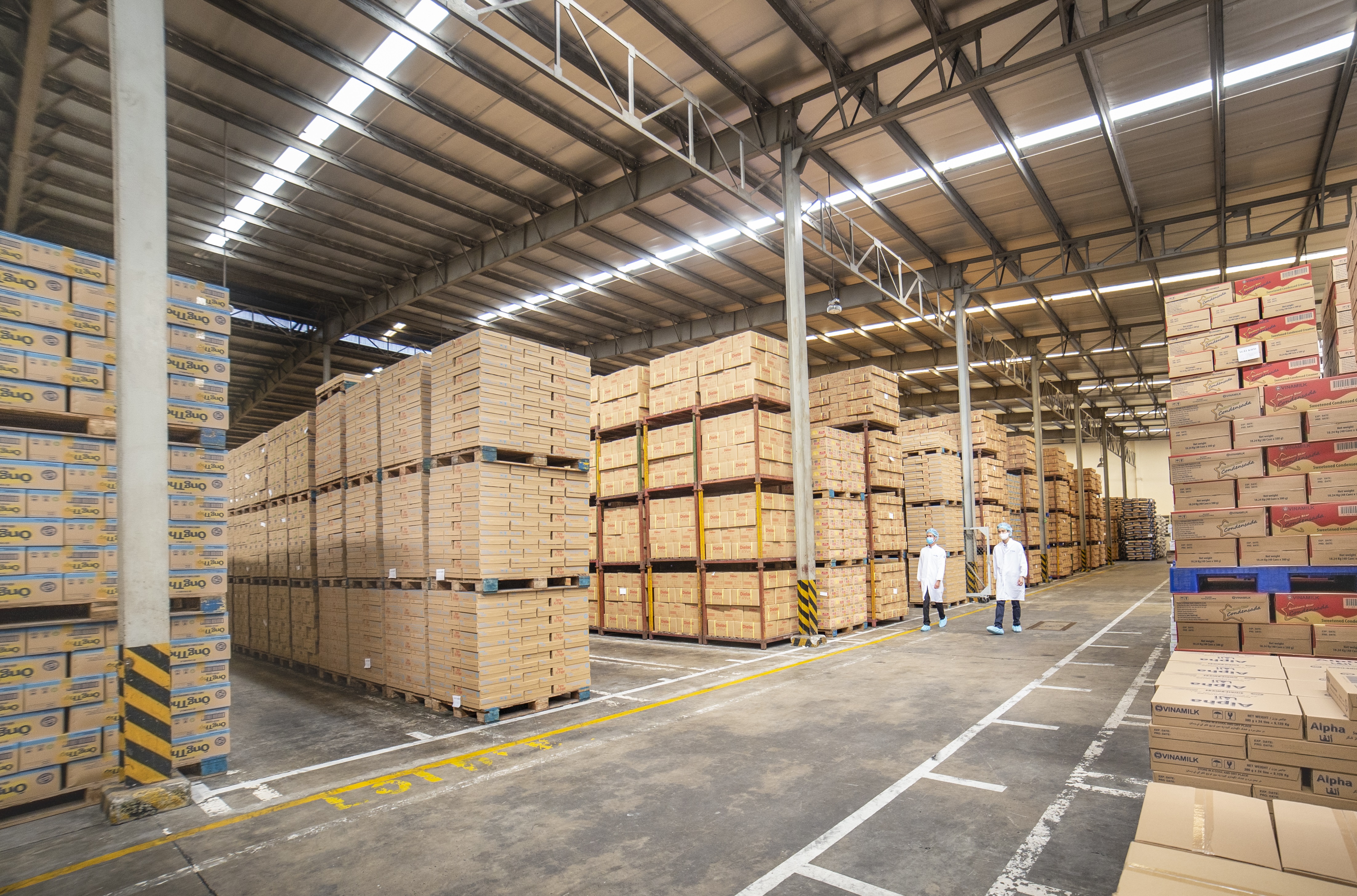 Nh&agrave; m&aacute;y sữa Thống Nhất l&agrave; 1 trong 13 nh&agrave; m&aacute;y của Vinamilk đ&atilde; sản xuất sản phẩm sữa đặc xuất khẩu đi nhiều nước tr&ecirc;n thế giới