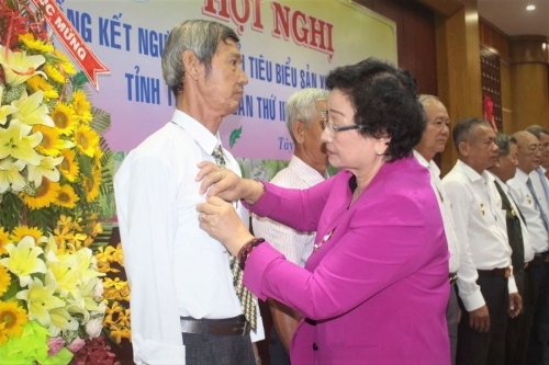 Tỉnh Tây Ninh: Nhiều tấm gương NCT tham gia xây dựng hệ thống chính trị