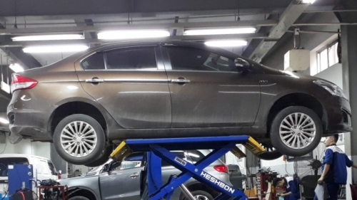 Lác đác hãng xe sản xuất trở lại