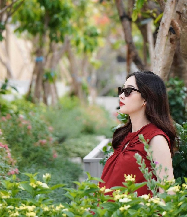 Hoa hậu Đặng Thu Thảo ch&iacute;nh thức x&aacute;c nhận tin mang bầu lần hai