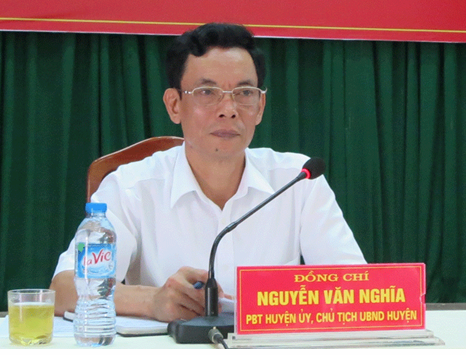 &ocirc;ng Nguyễn Hữu Nghĩa Chủ tịch UBNd huyện lạng Giang khẳng định 12 ki &ocirc;t của c&aacute;c hộ d&acirc;n kh&ocirc;ng tr&ugrave;ng 3 nh&agrave; chợ Tan Quang