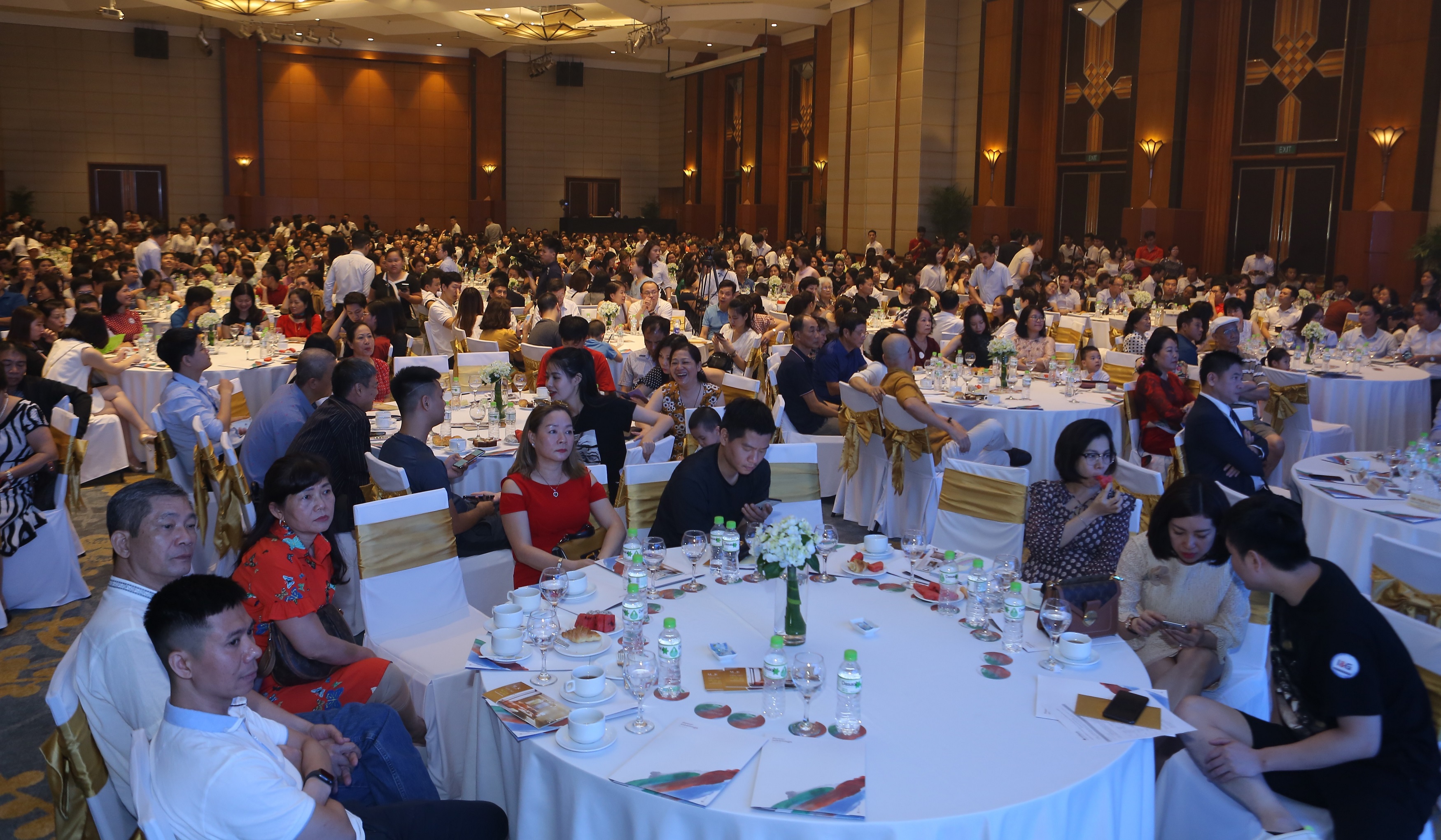 Sự kiện mở b&aacute;n Imperia Sky Garden thu h&uacute;t hơn 1200 kh&aacute;ch h&agrave;ng tham dự