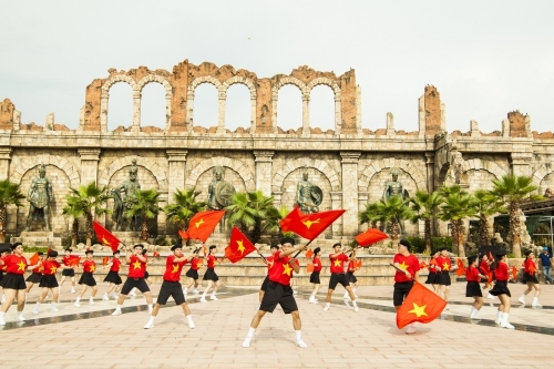 Công viên Sun World náo nhiệt trong vòng bán kết Flashmob
