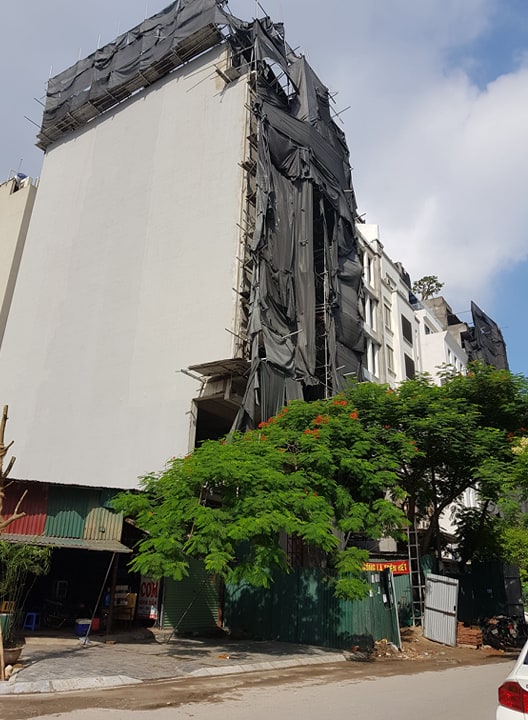 Nhiều c&ocirc;ng tr&igrave;nh x&acirc;y dựng tại khu D7, Trần Đăng Ninh k&eacute;o d&agrave;i x&acirc;y dựng sai ph&eacute;p