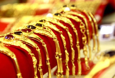 Gi&aacute; v&agrave;ng đảo chiều thăng hoa phi&ecirc;n cuối tuần