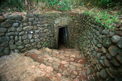 Ở nơi… “xuống đất gặp trời”