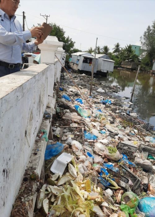 Huyện An Biên, tỉnh Kiên Giang: Trung tâm thương mại nhiều… rác