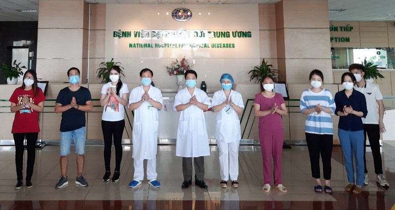 C&aacute;c bệnh nh&acirc;n được c&ocirc;ng bố khỏi bệnh ng&agrave;y 14/5