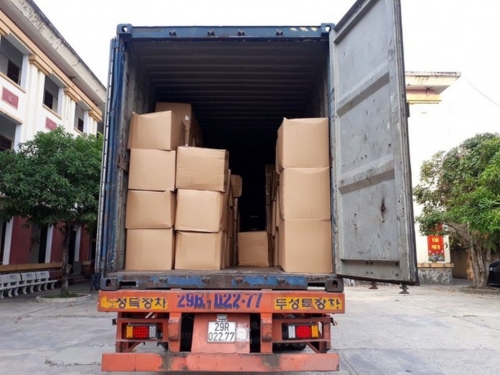 Quảng Bình: Phát hiện contrainer chở 336 thùng khẩu trang y tế không rõ nguồn gốc