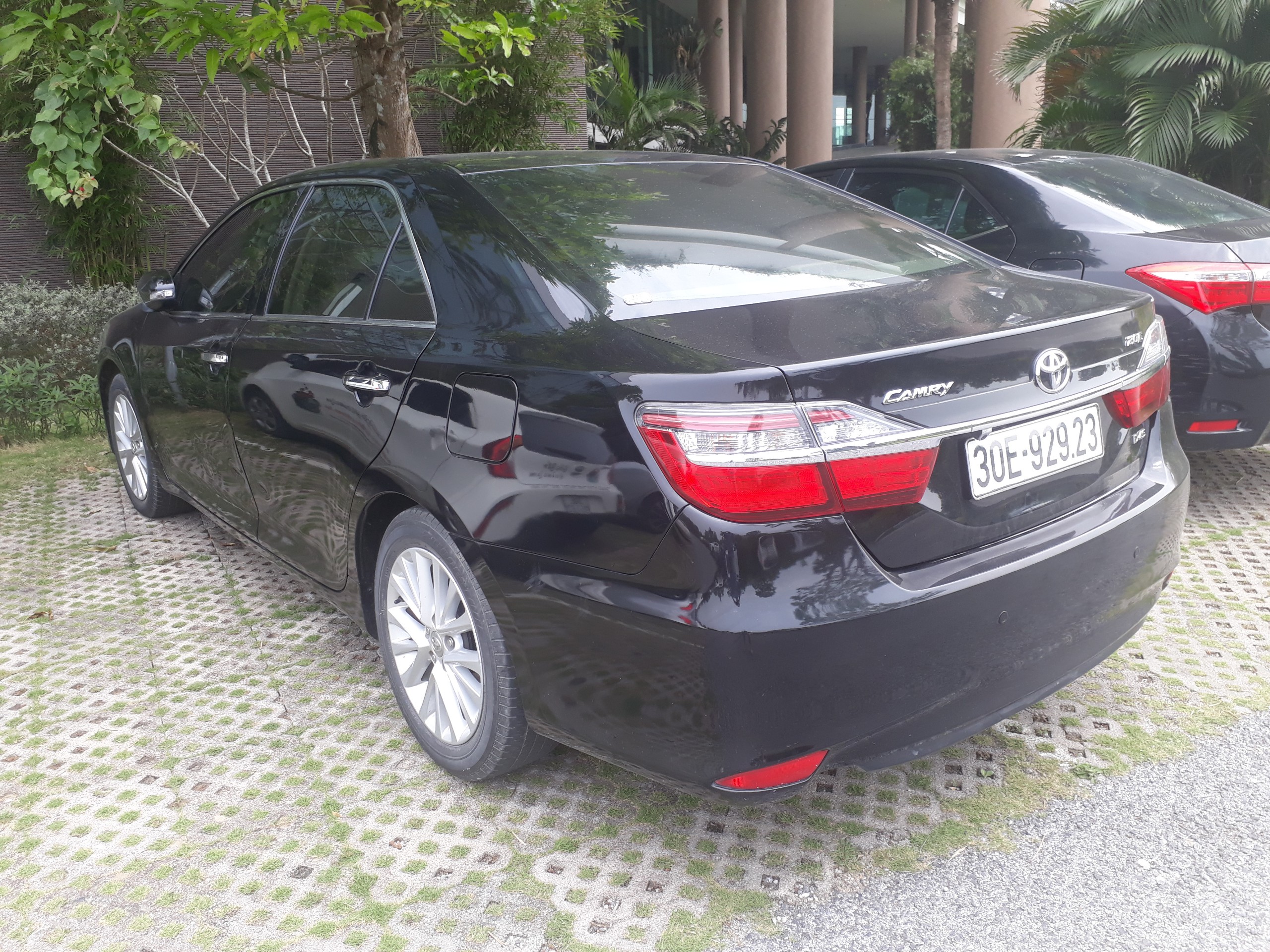 Mẫu Camry nằm trong danh s&aacute;ch triệu hồi