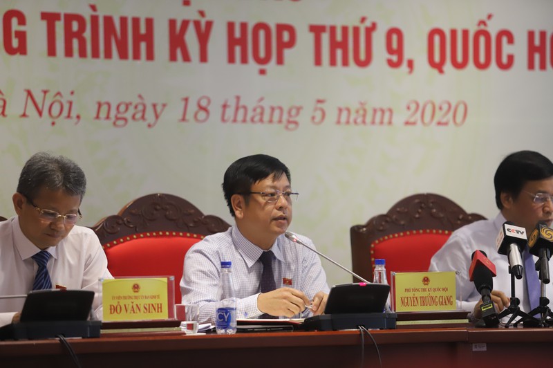 Ph&oacute; Tổng thư k&yacute; Quốc hội Nguyễn Trường Giang. Ảnh: PLo