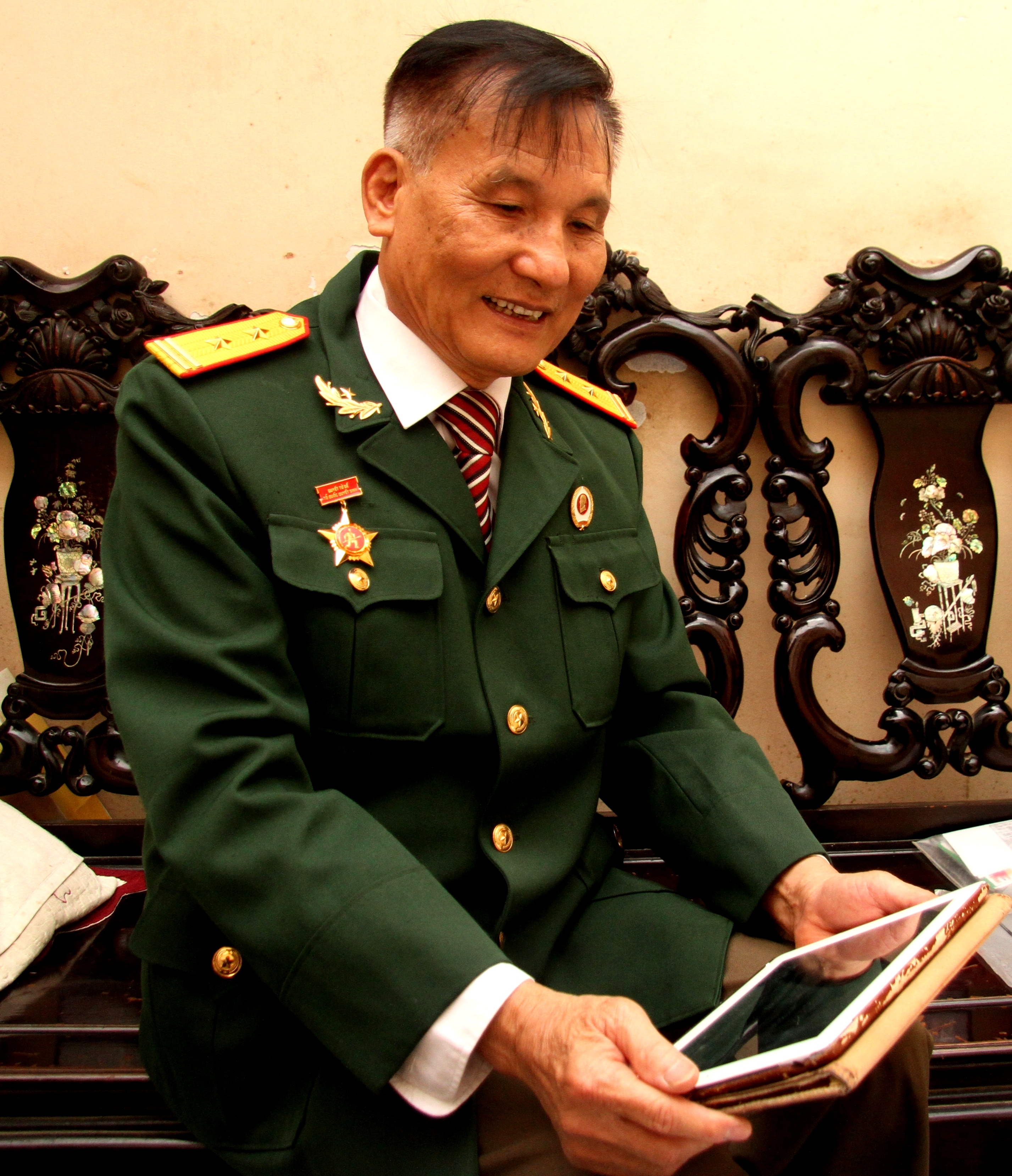 &Ocirc;ng Hoan tự h&agrave;o về người cha k&iacute;nh mến của m&igrave;nh