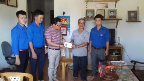 Tỉnh Bà Rịa- Vũng Tàu:  Hội Người cao tuổi xã Hòa Bình, huyện Xuyên Mộc, mang tiếng hát về với địa phương