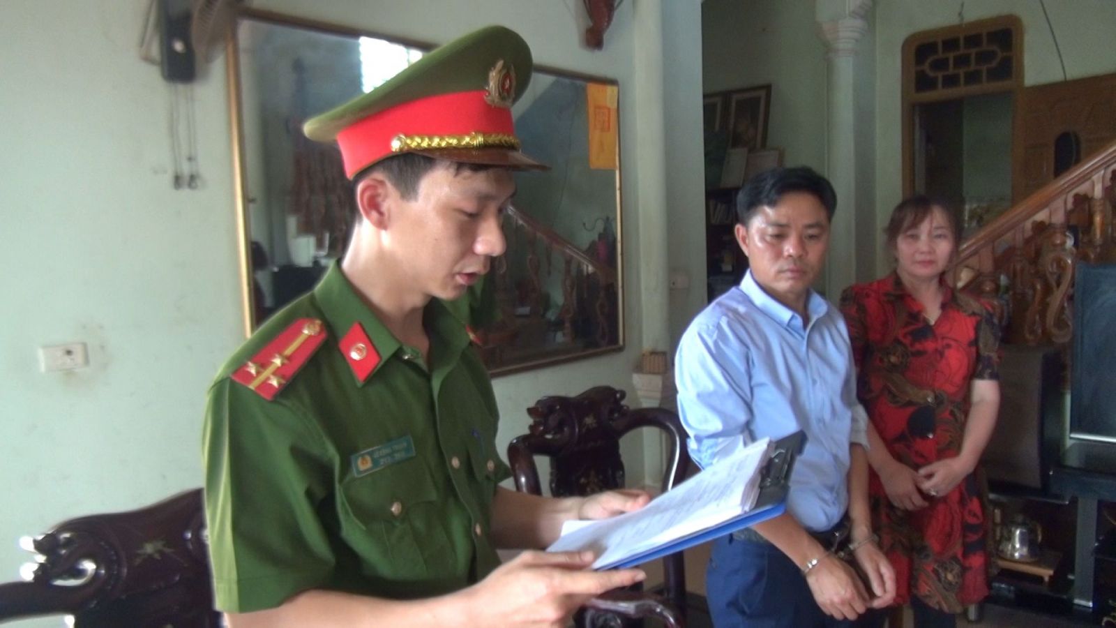Thanh Hóa: Bắt 2 cán bộ quỹ tín dụng nhân dân lập hồ sơ khống rút hơn 22 tỷ đồng