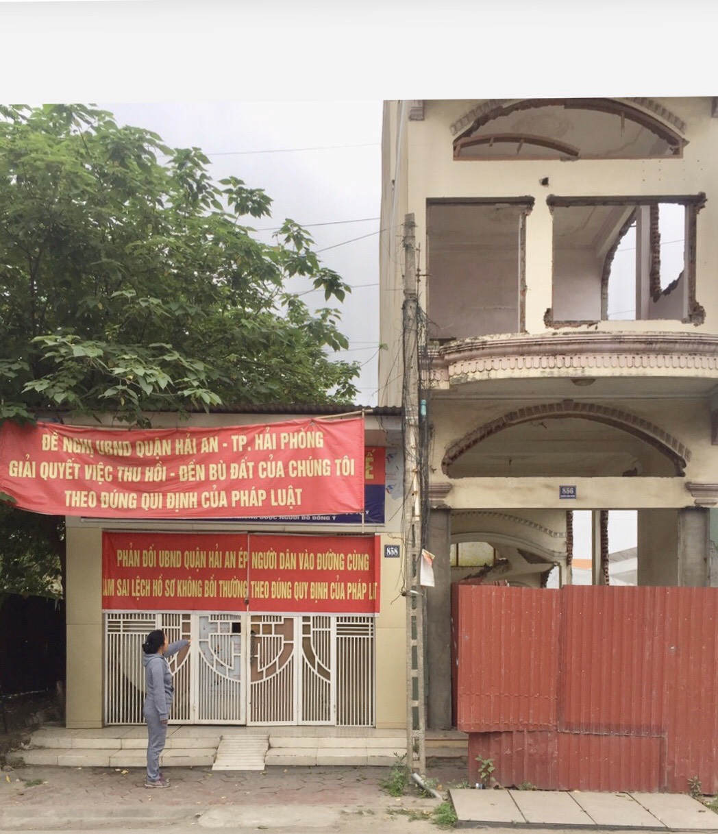 Nh&agrave; b&agrave; Mạc Thị Tuyết trước khi bị san phẳng