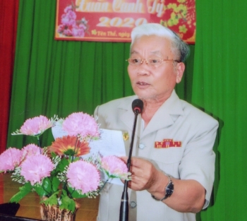 Tóc bạc nhưng tâm hồn trẻ