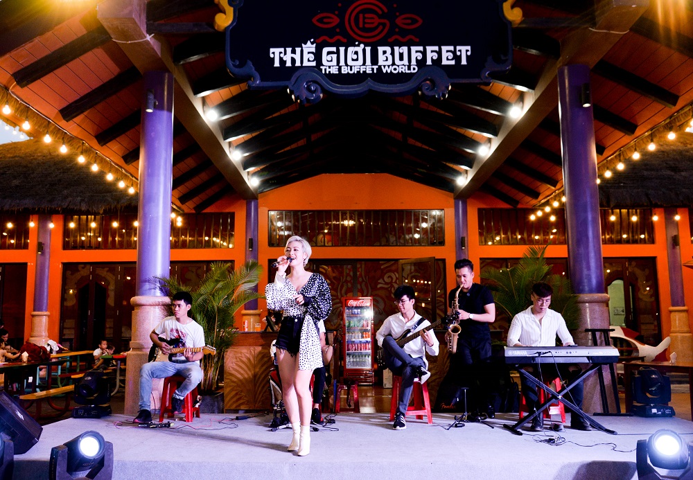 Tới Sun World Danang Wonders l&agrave; tới với h&agrave;nh tr&igrave;nh phi&ecirc;u lưu khắp ch&acirc;u &Aacute; thu nhỏ