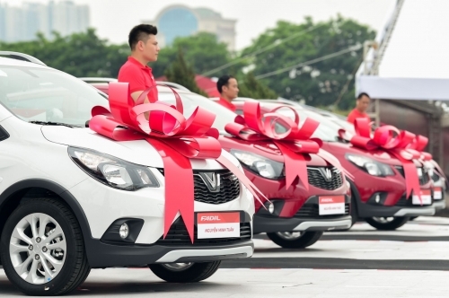 VinFast giao 650 xe Fadil tới khách hàng trong 1 ngày