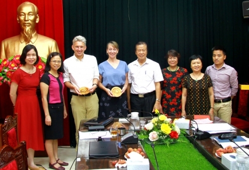 Phó Chủ tịch Thường trực Đàm Hữu Đắc tiếp Đoàn Chuyên gia Mỹ: CLB LTHTGN là mô hình tốt nhất hiện nay