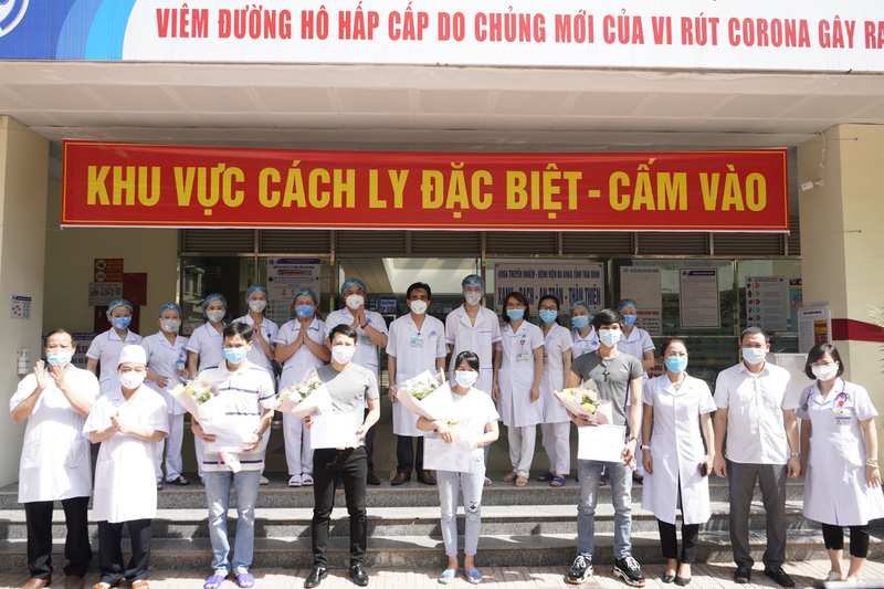4 bệnh nh&acirc;n Covid-19 được c&ocirc;ng bố khỏi bệnh ng&agrave;y 3/6