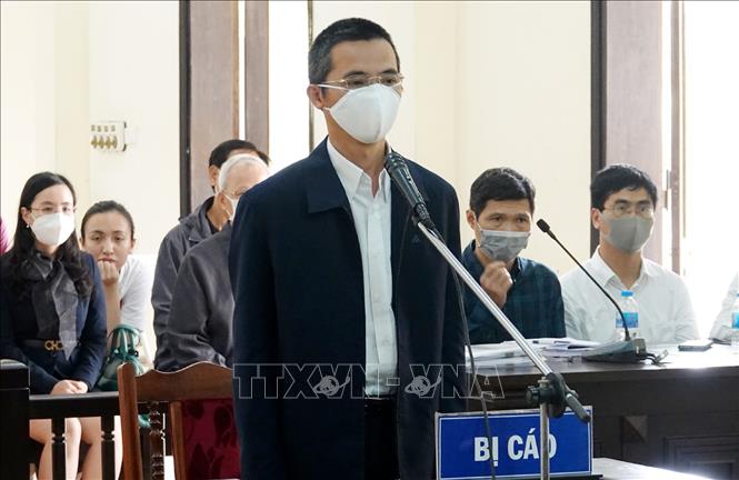Bị c&aacute;o Đặng Anh Tuấn nghe Hội đồng x&eacute;t xử tuy&ecirc;n &aacute;n, h&ocirc;m 13/3/2020. Ảnh: Trung Ki&ecirc;n/TTXVN