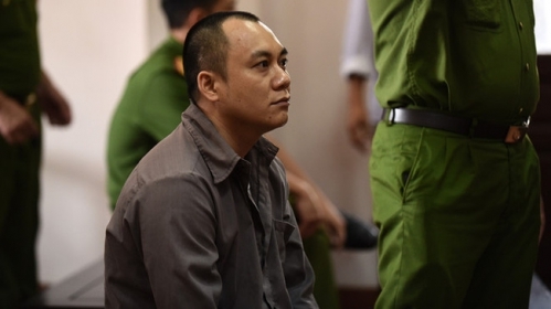 Vụ lùi xe trên cao tốc: Toà tuyên y đối với tài xế container