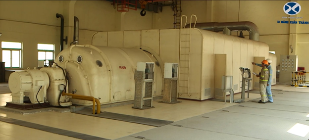 Khu ph&aacute;t điện nhiệt dư được đầu tư đ&atilde; gi&uacute;p tiết kiệm tới 30% năng lượng cho nh&agrave; m&aacute;y, giảm tải điện lưới quốc gia.