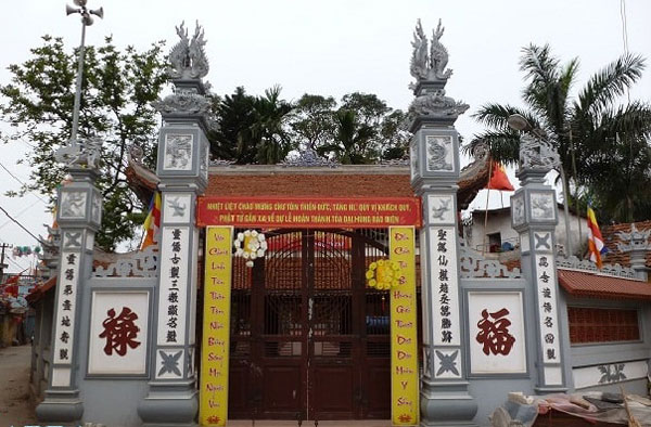 Linh Ti&ecirc;n tại th&ocirc;n Cao X&aacute;, x&atilde; Đức Thượng, huyện Ho&agrave;i Đức