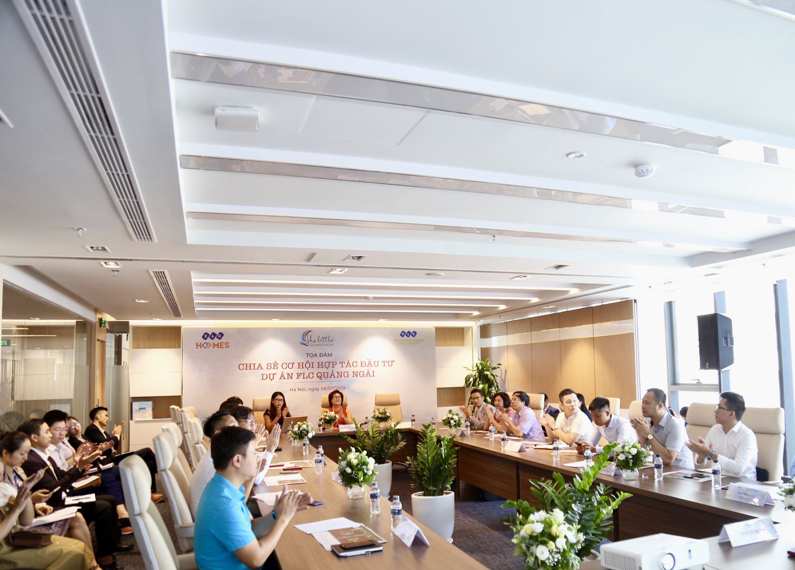 Lễ gặp mặt Đối t&aacute;c chiến lược dự &aacute;n FLC Quảng Ng&atilde;i đồng thời diễn ra tr&ecirc;n cả 3 miền