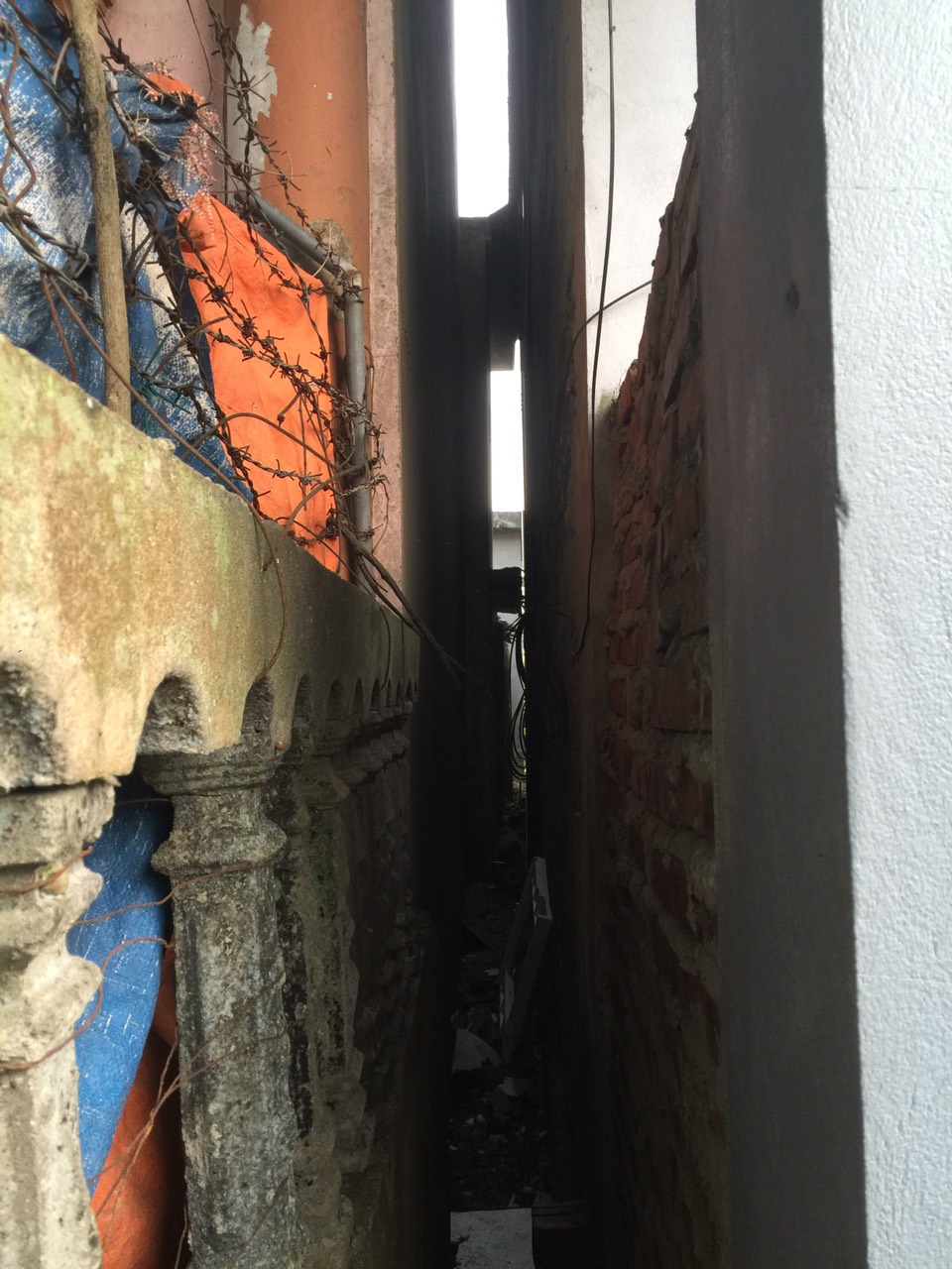 H&igrave;nh ảnh giữa nh&agrave; &ocirc;ng Dũng, anh Trung v&agrave; nh&agrave; &ocirc;ng Quang.