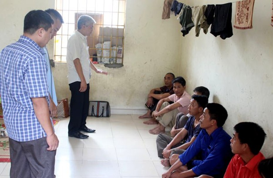 Thăm động vi&ecirc;n học vi&ecirc;n sau cai nghiện. Ảnh IT