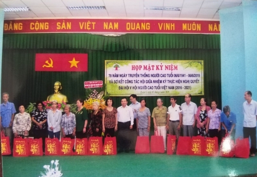 Hội NCT quận 6, TP Hồ Chí Minh:  Chăm lo đời sống vật chất, tinh thần cho NCT