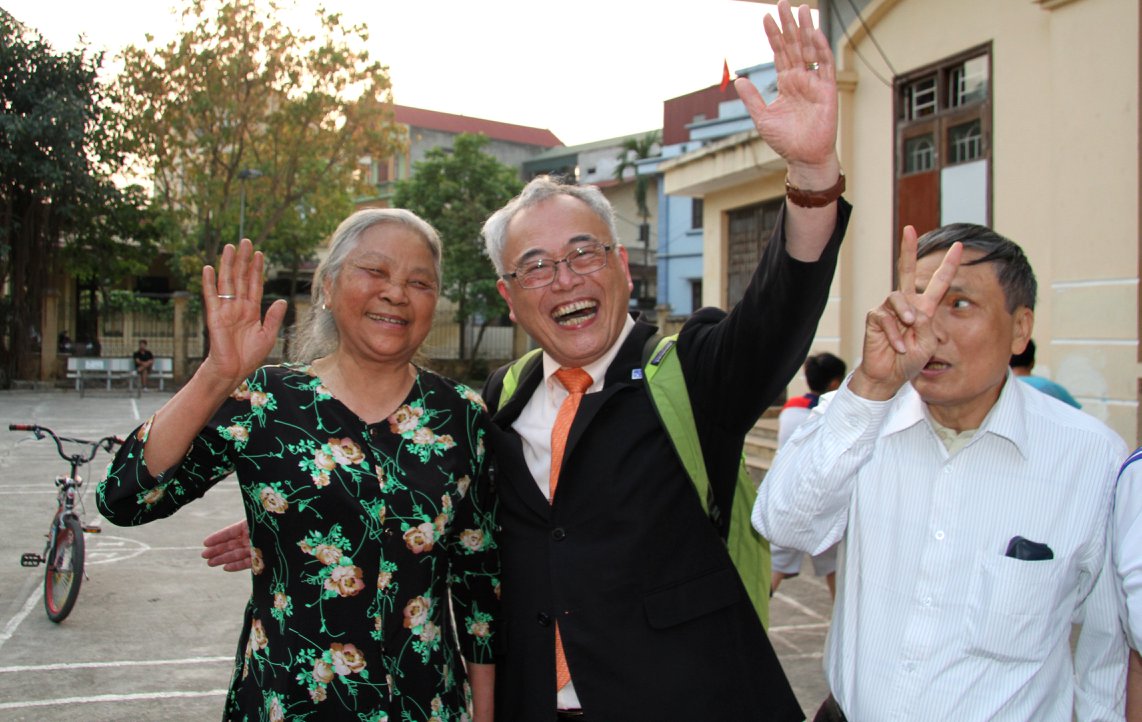 Hạnh ph&uacute;c khi sống vui, sống khỏe